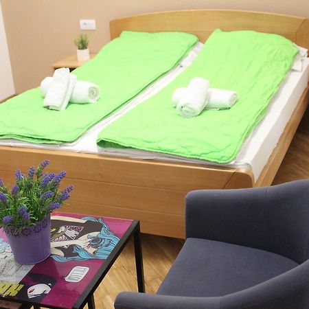 Wake Up Apartments And Rooms Beograd Eksteriør bilde